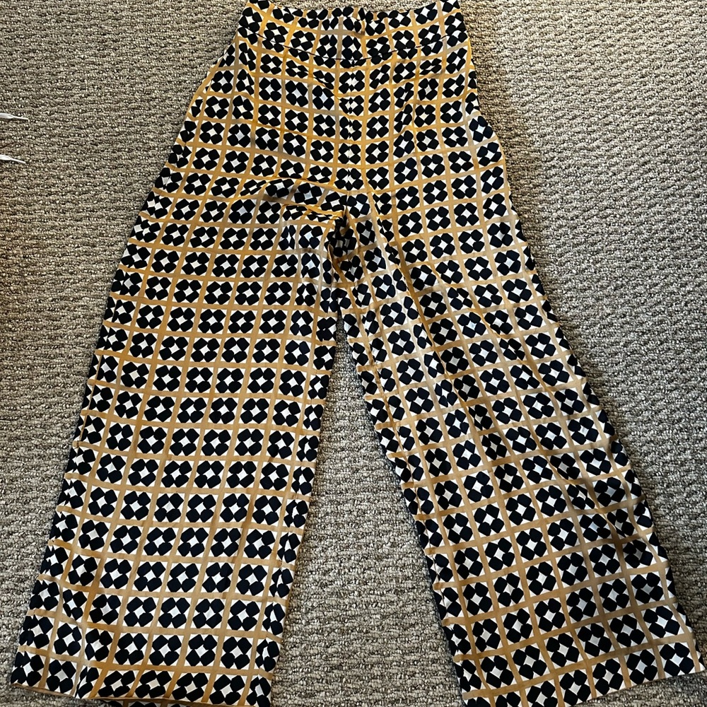 Stylish Black and Tan Geometric Women's Pants